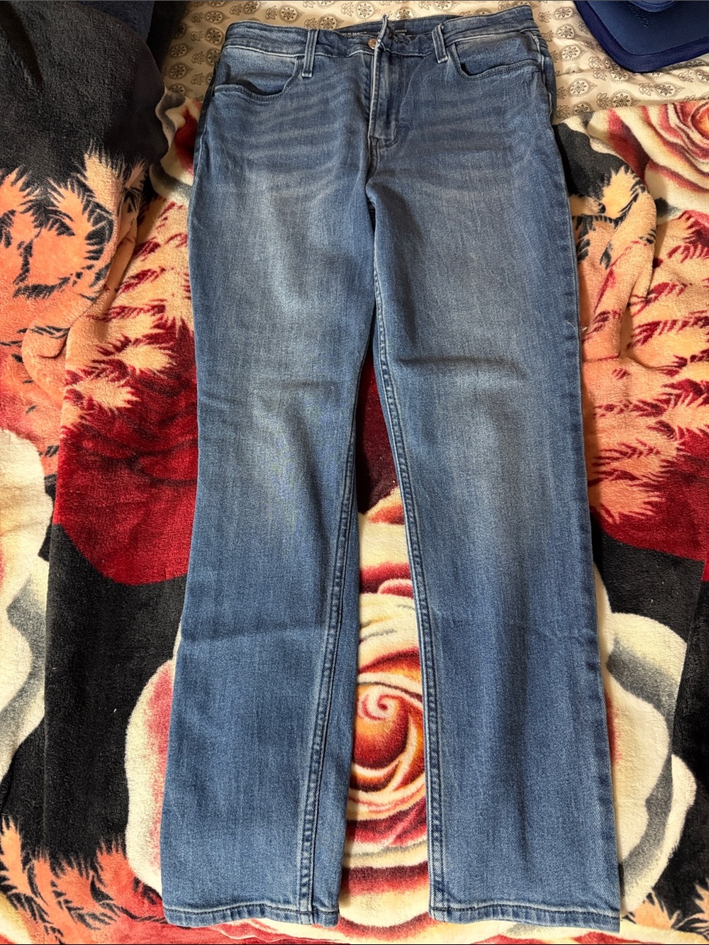 Old Navy Women's Skinny Jeans in Blue Wash